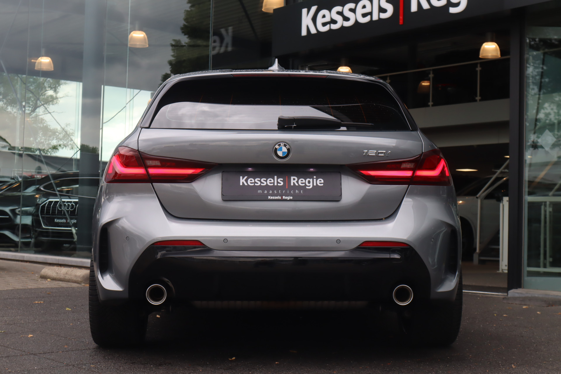 45962950-27.jpg