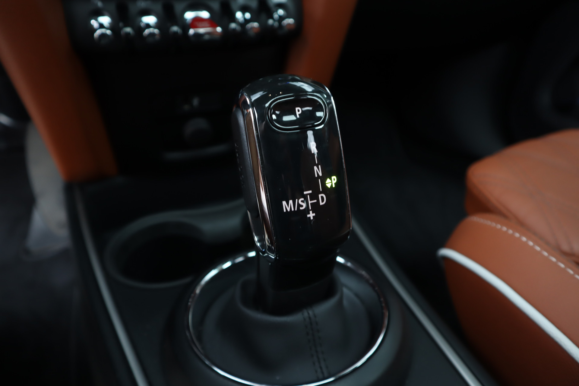 47138874-29.jpg