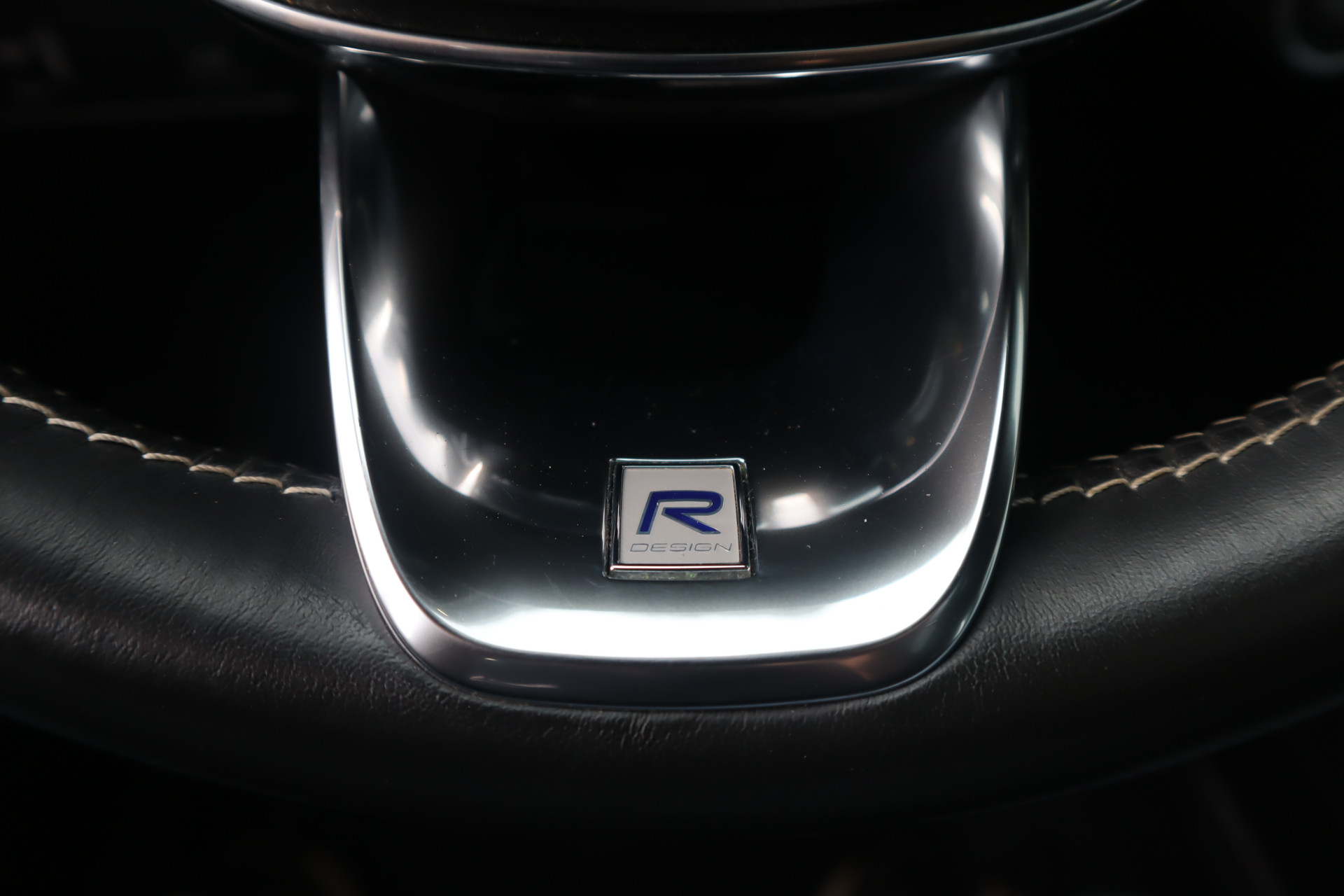 48175803-15.jpg