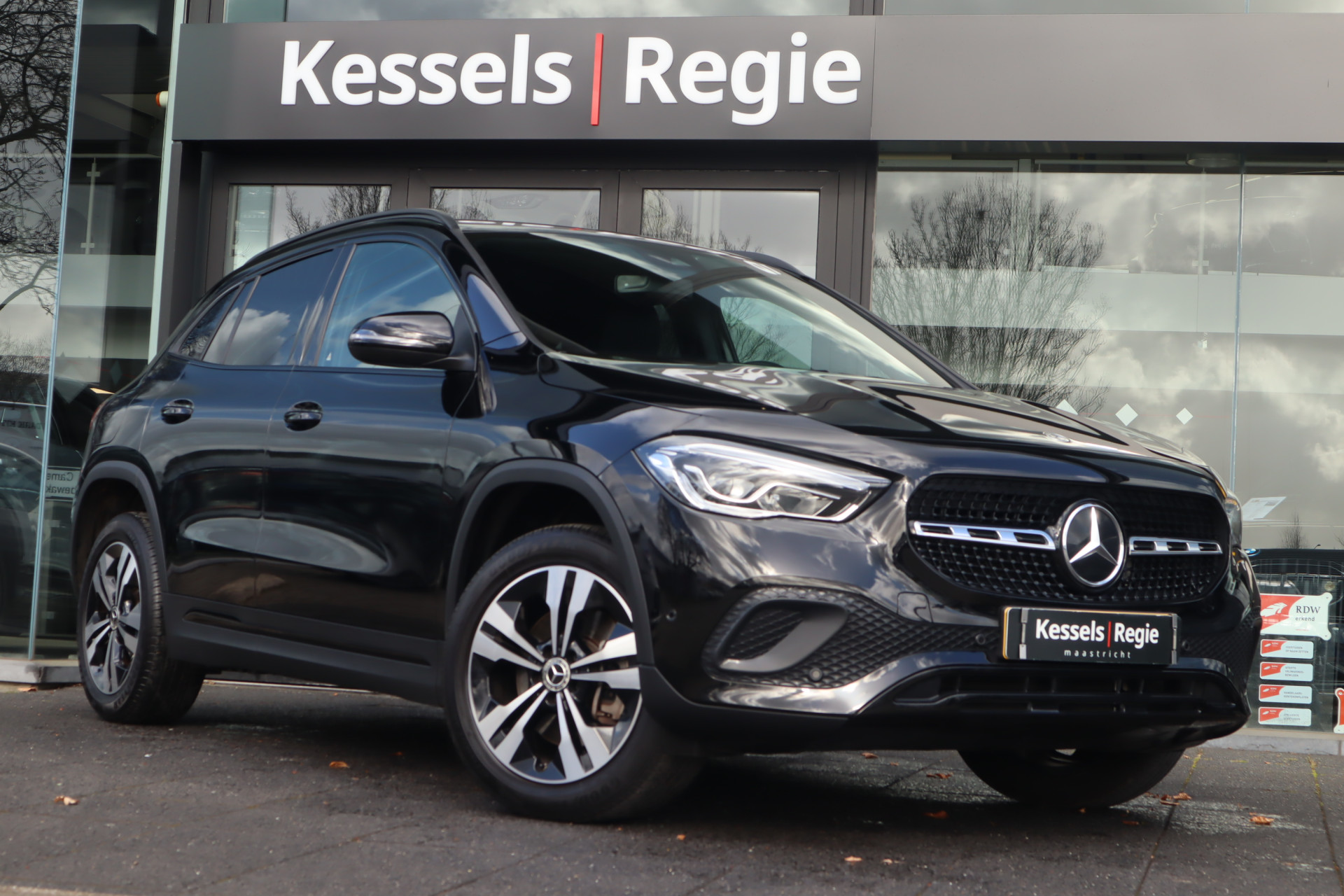 52470639