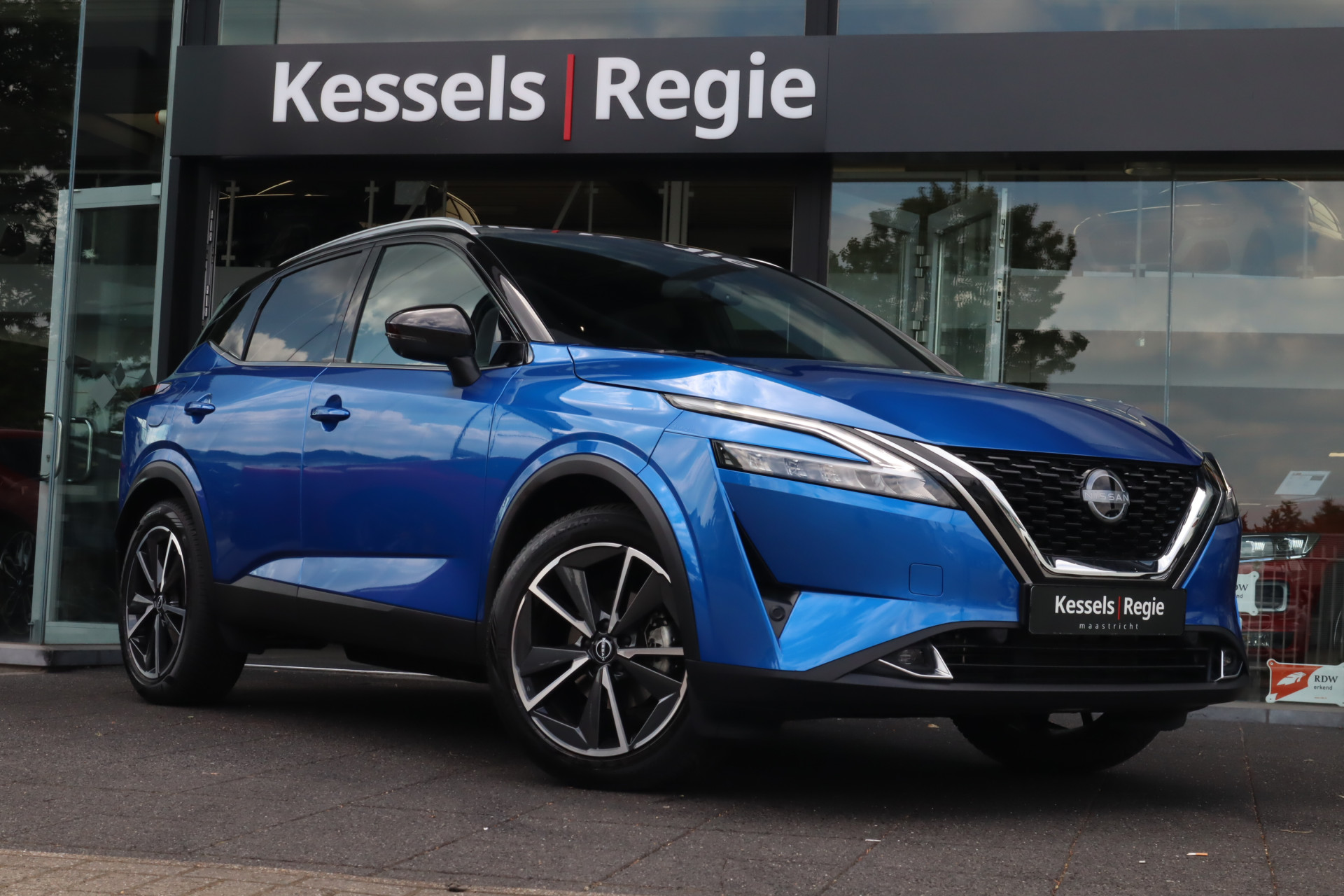 54843092